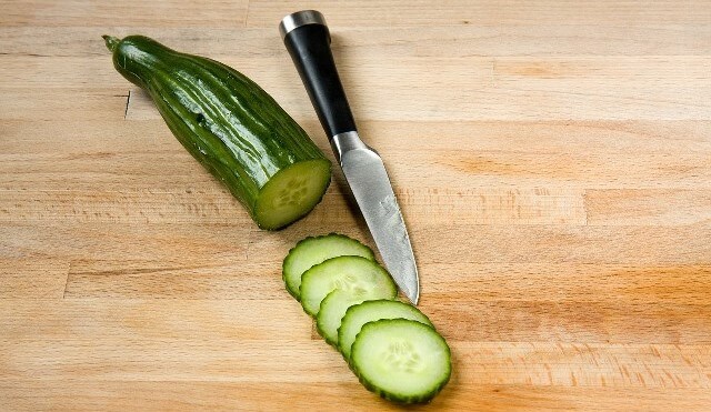 Cucumber For Dry Chapped Lips