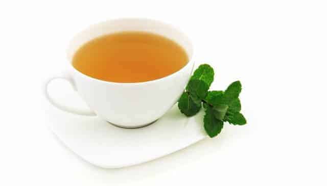 Peppermint tea To Sooth Stomach Pain During Food Poisoning