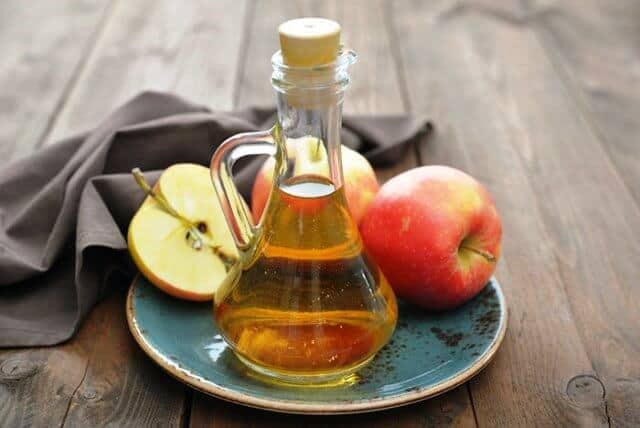Rubbing Alcohol and Apple Cider Vinegar