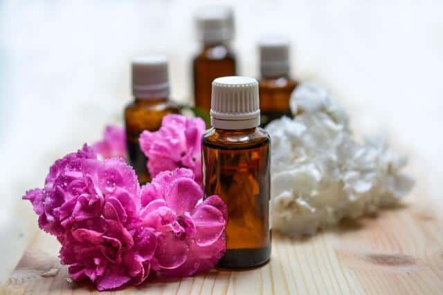 Eucalyptus oil is also very helpful for cleaning your toxins
