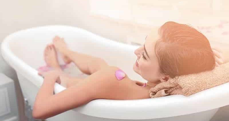 10 Therapeutic Baths That Will Rejuvenates You