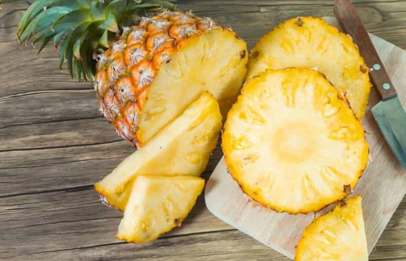 Pineapple Allergy Causes,Symptoms & Home Remedies