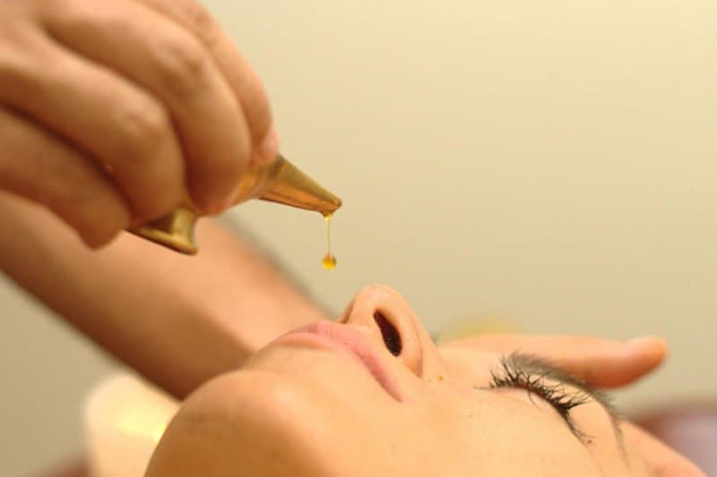 Oiling Nose (Ayurveda Nasya) : Benefits,Uses,How To Do It
