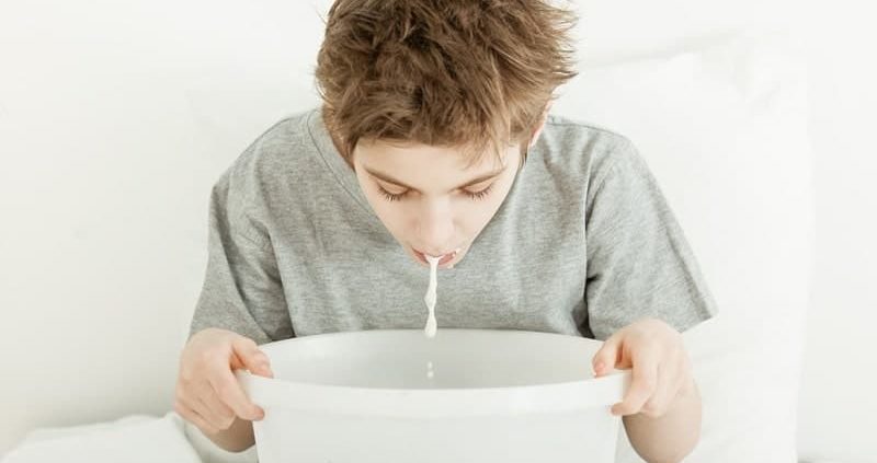 14 Safest Home Remedies To Induce Vomiting